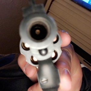 Meet your Posher, Emmanuel